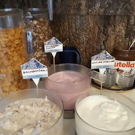 Tschuggen - No Kitchen Lägenhet